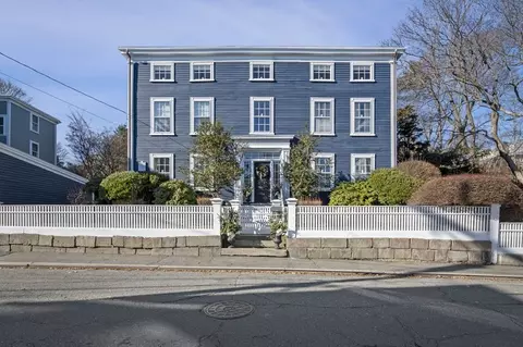 18 Orne St, Marblehead, MA 01945