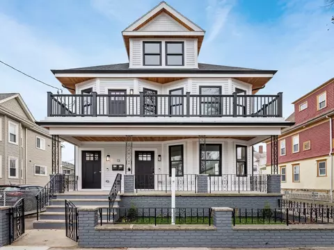13 Amsden St #1, Arlington, MA 02474