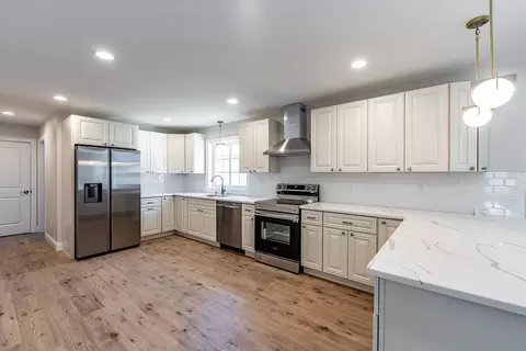66 Moore St, Chicopee, MA 01013 photo 21