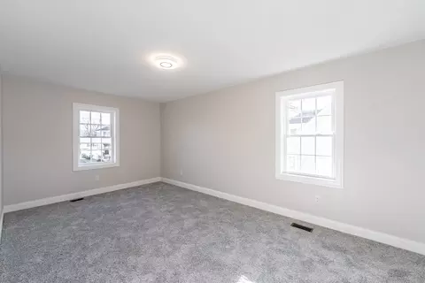 66 Moore St, Chicopee, MA 01013 photo 30