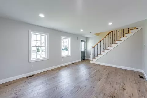 66 Moore St, Chicopee, MA 01013 photo 14