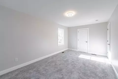 66 Moore St, Chicopee, MA 01013 photo 29