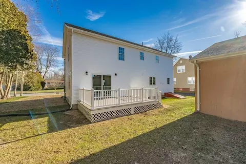 66 Moore St, Chicopee, MA 01013 photo 5