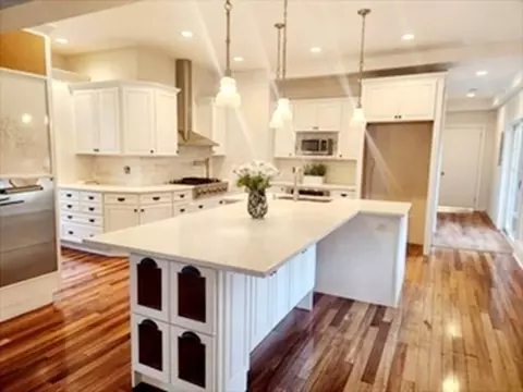 20 Sylvan St #1, Danvers, MA 01923 photo 2