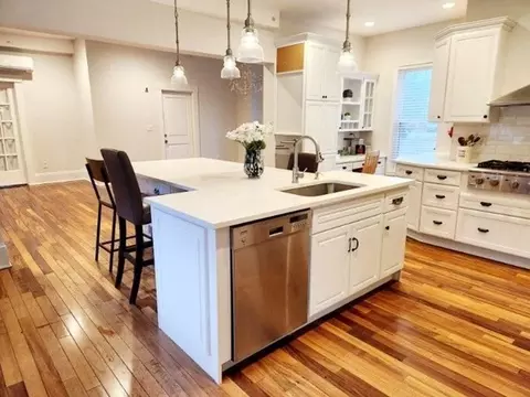 20 Sylvan St #1, Danvers, MA 01923