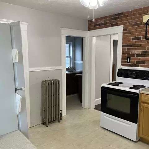 54 James St, Worcester, MA 01603 photo 7