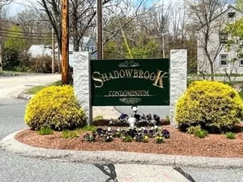 6 Shadowbrook Ln #59, Milford, MA 01757