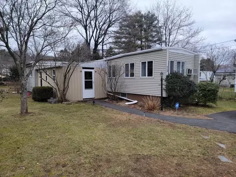 72 Eagle St, Ware, MA 01082 photo 2