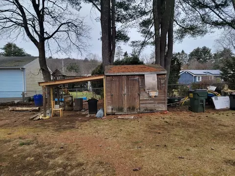 72 Eagle St, Ware, MA 01082 photo 8