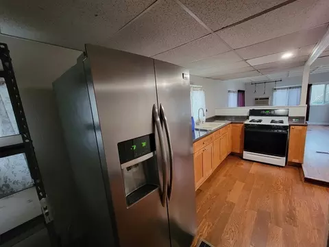 72 Eagle St, Ware, MA 01082 photo 14