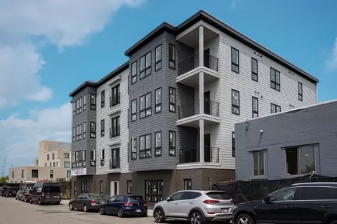 19-23 Clapp St #6, Dorchester, MA 02125