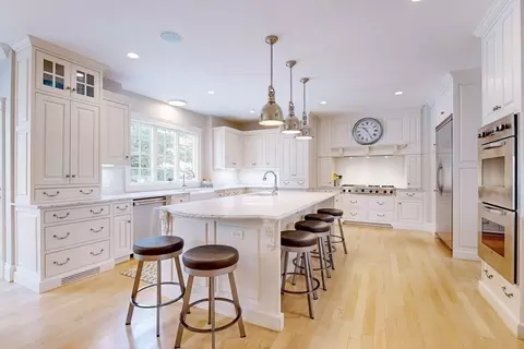 Kitchen - 16 Great Rock Rd, Hingham, MA 02043 photo 6 of 7