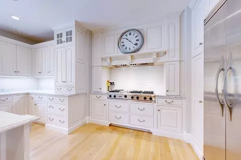 Kitchen - 16 Great Rock Rd, Hingham, MA 02043 photo 5 of 7