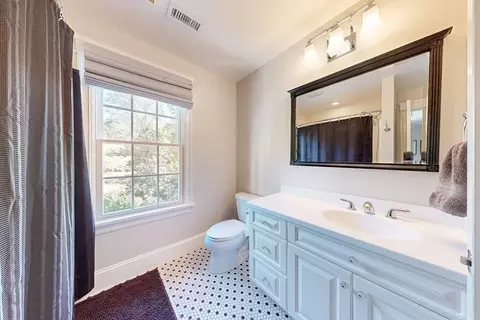 Bath - 16 Great Rock Rd, Hingham, MA 02043 photo 4 of 5