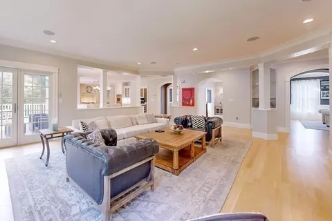 Living - 16 Great Rock Rd, Hingham, MA 02043 photo 3 of 11