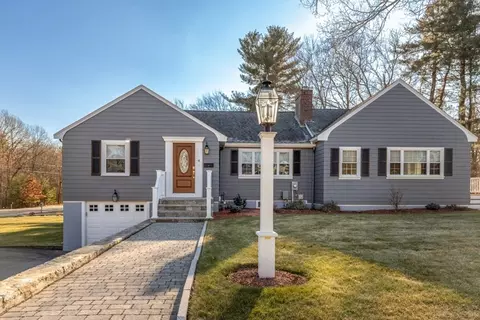 4 Timberneck Dr, Reading, MA 01867