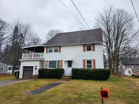 15 Academy St, Winchendon, MA 01475