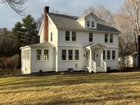 52 Pleasant St, Sharon, MA 02067