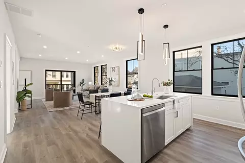16 Foster Ct #3A, Medford, MA 02155