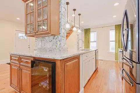 9 Royal Rd, Worcester, MA 01603 photo 4