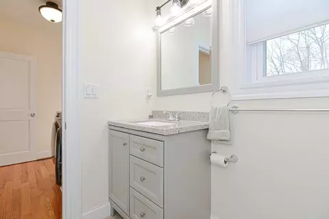 9 Royal Rd, Worcester, MA 01603 photo 15