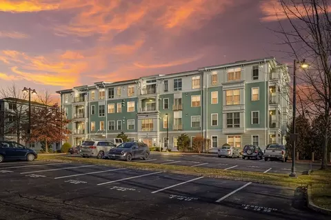4 Repton Cir #4311, Watertown, MA 02472