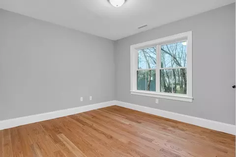 2 Clyde Ct, Wakefield, MA 01880 photo 17