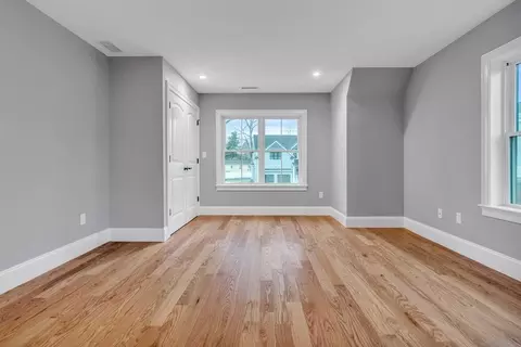 2 Clyde Ct, Wakefield, MA 01880 photo 18