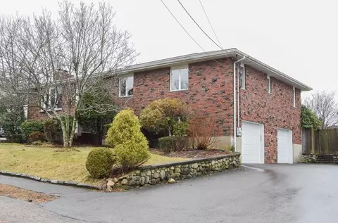 21 Cunningham Rd, Dedham, MA 02026 photo 2