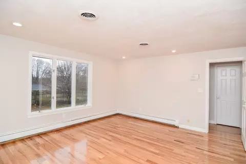 21 Cunningham Rd, Dedham, MA 02026 photo 15
