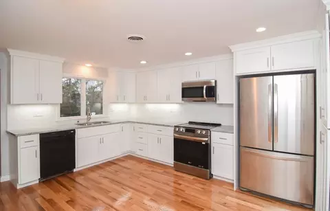 21 Cunningham Rd, Dedham, MA 02026 photo 9