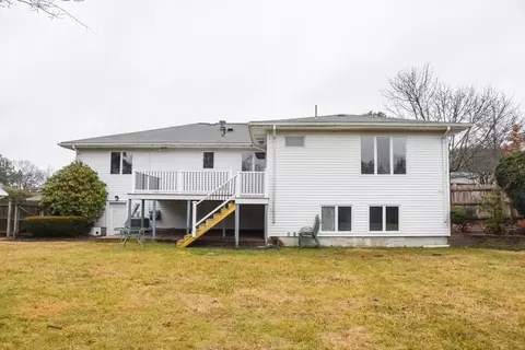 21 Cunningham Rd, Dedham, MA 02026 photo 4