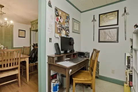 61 Harmon Ave, Springfield, MA 01118 photo 12