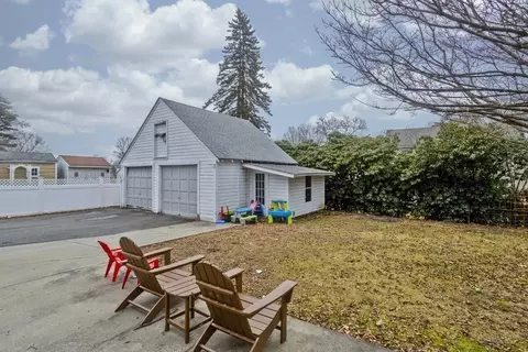 61 Harmon Ave, Springfield, MA 01118 photo 27