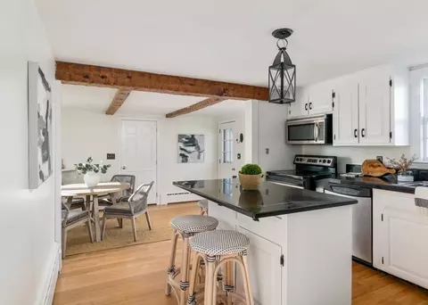 24 Fairview St, Hingham, MA 02043 photo 4