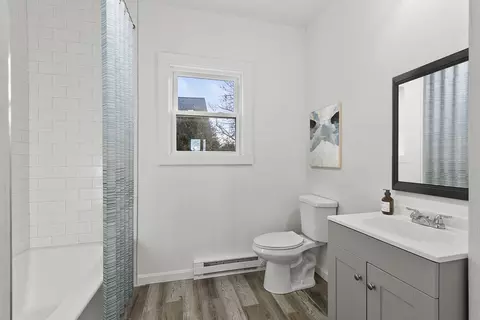 42 Plummer Ave, Lowell, MA 01852 photo 13