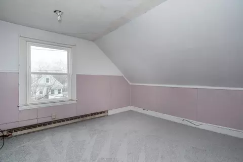 558 Dickinson St, Springfield, MA 01108 photo 25