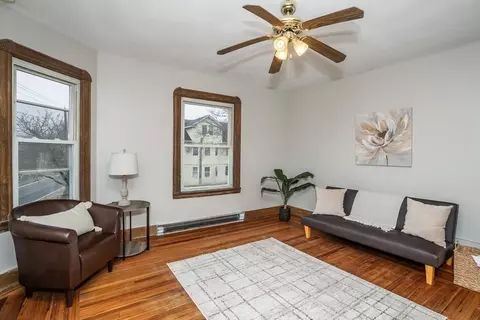558 Dickinson St, Springfield, MA 01108 photo 5