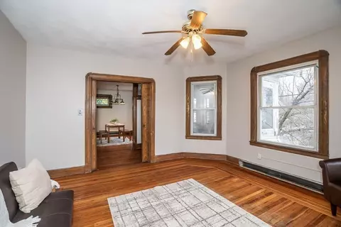 558 Dickinson St, Springfield, MA 01108 photo 7