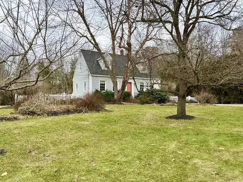 68 Deer Run Cir, Barre, MA 01005