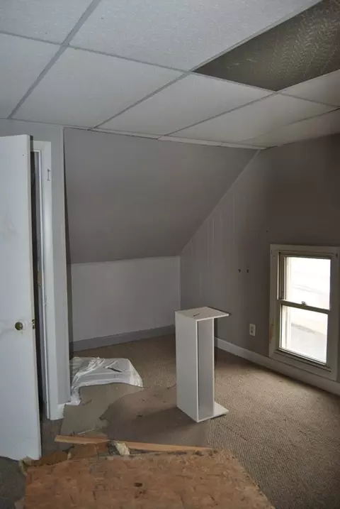 6-10 West St, Ware, MA 01082 photo 17