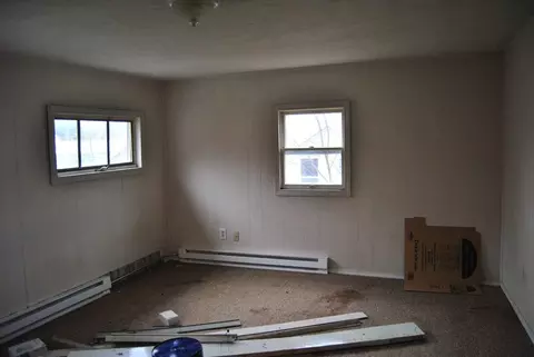 6-10 West St, Ware, MA 01082 photo 10