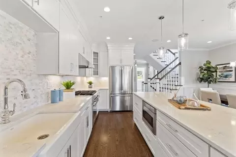 58 Weston Ln #58, Hopkinton, MA 01748