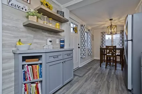 67 Harmon Ave, Springfield, MA 01118 photo 7