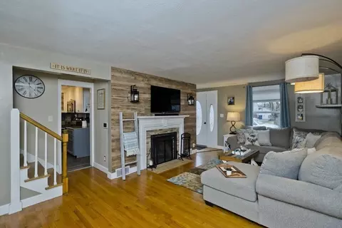 67 Harmon Ave, Springfield, MA 01118 photo 15