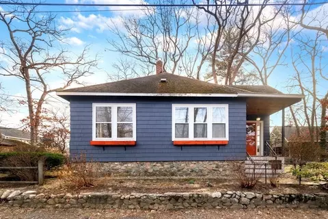 1 Clarner Rd, Lynn, MA 01904