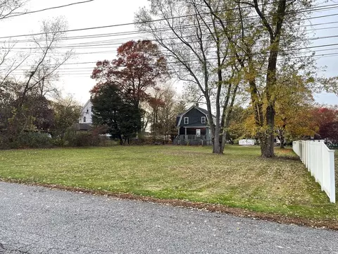 92 Belvoir Avenue, Taunton, MA 02780