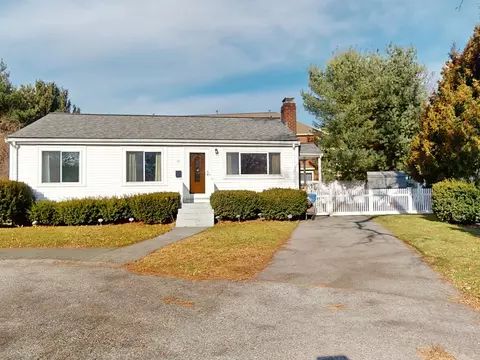 48 Barton St, Waltham, MA 02453