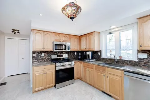 12 Benjamin Ter, Stoneham, MA 02180 photo 10