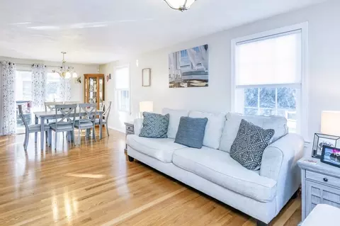 12 Benjamin Ter, Stoneham, MA 02180 photo 5